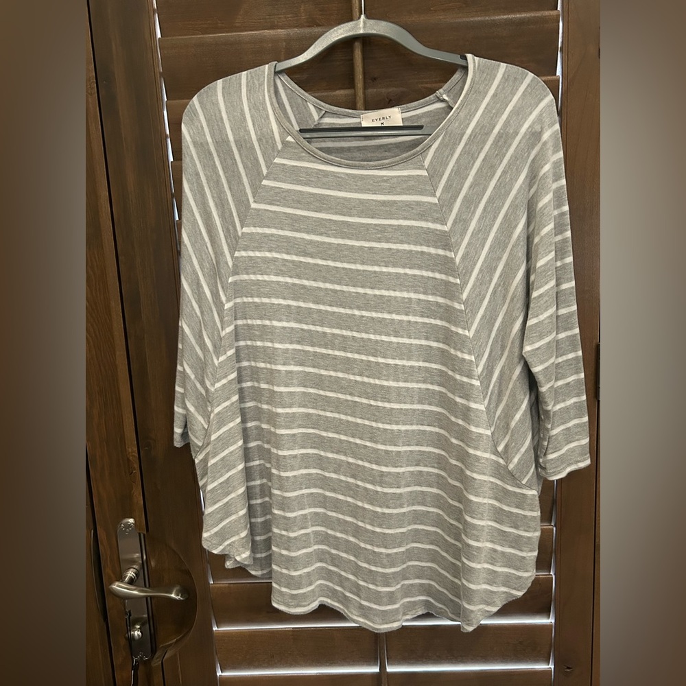 Everly Women's Long Sleeve Gray and White Striped Top - Size M